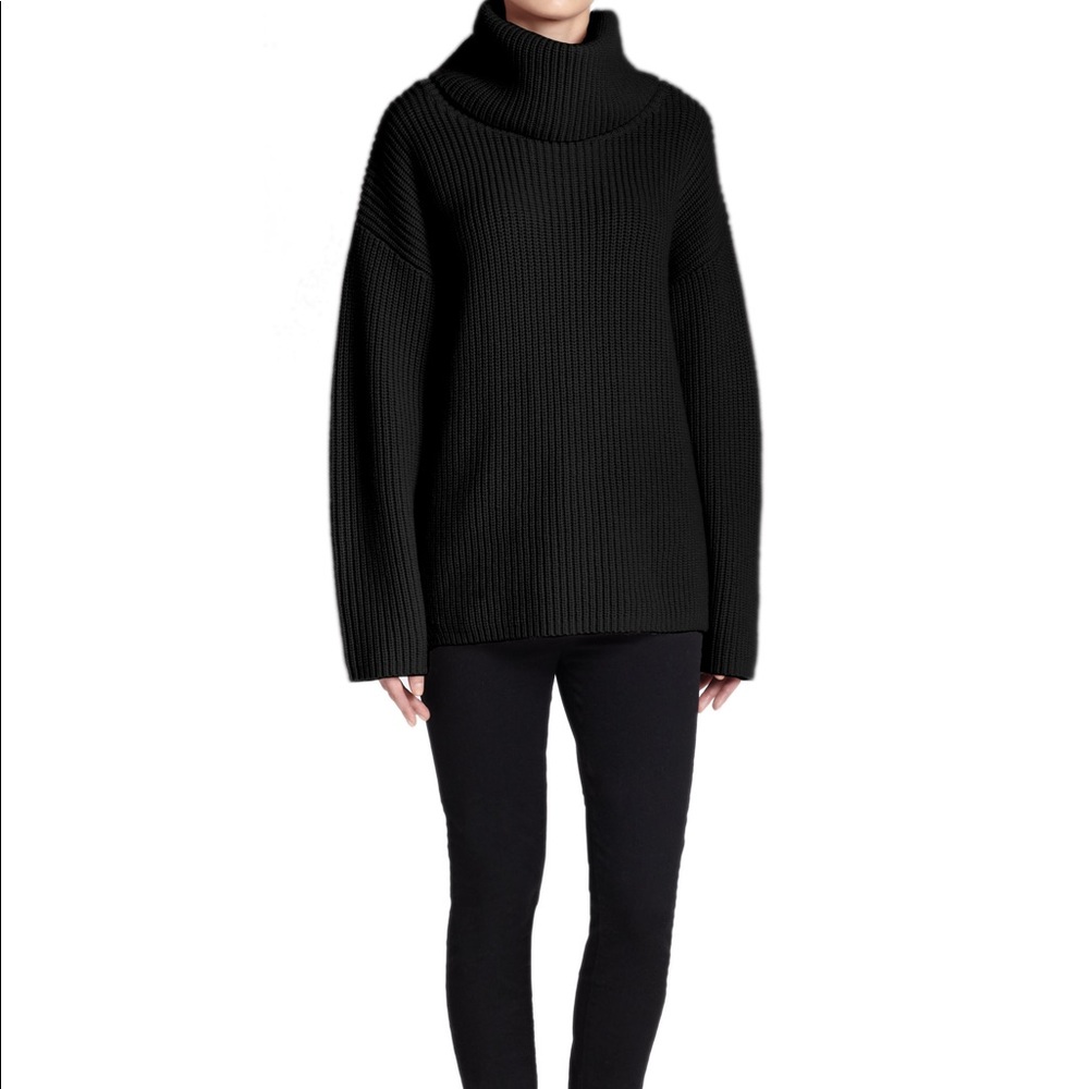 Theory Oversized Turtleneck Sweater